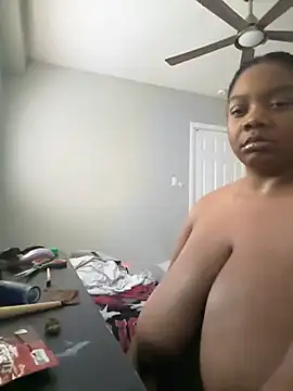 Snapshot of kaycee2nasty chatting on November 14, 2025, 10:07 pm kaycee2nasty online show from November 14, 2025, 10:07 pm