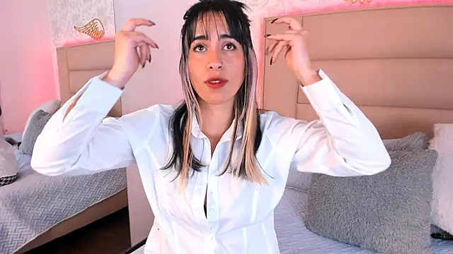 Snapshot of monserrat_towers chatting on February 25, 2025, 12:45 pm monserrat towers online show from February 25, 2025, 12:45 pm