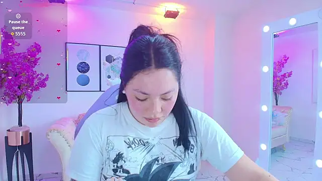 Isa reel online show from December 1, 2025, 7:52 pm