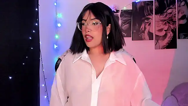 willow poisson online show from December 20, 2025, 5:20 pm