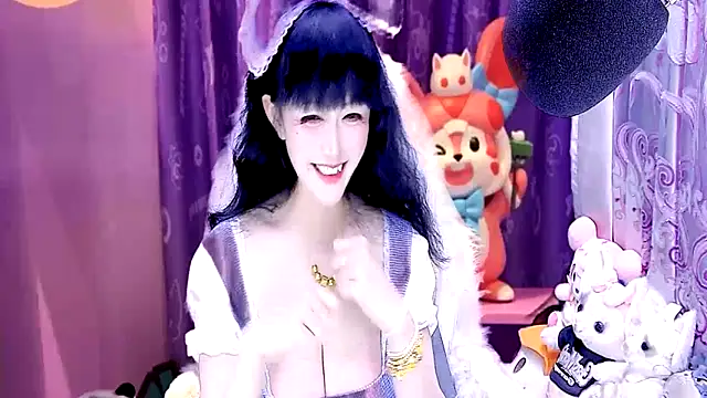 Snapshot of kumamon- chatting on January 11, 2025, 2:47 pm kumamon- online show from January 11, 2025, 2:47 pm