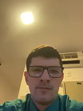 Juliano2289 online show from April 24, 2026, 12:29 pm