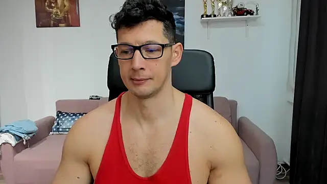 Snapshot of BrutusK08 chatting on February 10, 2025, 7:47 am BrutusK08 online show from February 10, 2025, 7:47 am