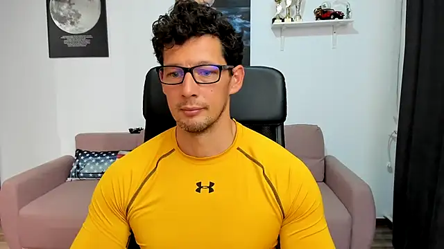 Snapshot of BrutusK08 chatting on October 11, 2025, 6:23 am BrutusK08 online show from October 11, 2025, 6:23 am