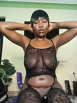 Snapshot of _BLVCKGIRL_SHERIF chatting on February 2, 2025, 8:24 am BLVCKGIRL SHERIF online show from February 2, 2025, 8:24 am