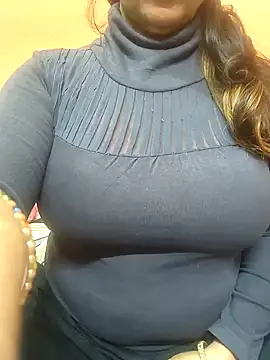 Snapshot of CUTE_SOPHIA- chatting on January 5, 2025, 5:51 pm CUTE SOPHIA- online show from January 5, 2025, 5:51 pm