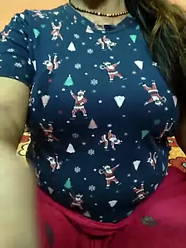 Snapshot of CUTE_SOPHIA- chatting on November 16, 2025, 10:32 am CUTE SOPHIA- online show from November 16, 2025, 10:32 am