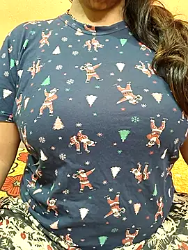 Snapshot of CUTE_SOPHIA- chatting on November 20, 2025, 12:55 am CUTE SOPHIA- online show from November 20, 2025, 12:55 am