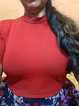 CUTE SOPHIA- online show from April 29, 2026, 2:26 am