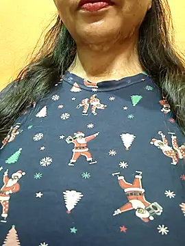 CUTE SOPHIA- online show from June 26, 2026, 2:27 am