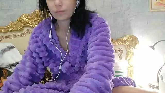 Snapshot of StunnigArt chatting on June 17, 2026, 1:08 am StunnigArt online show from June 17, 2026, 1:08 am