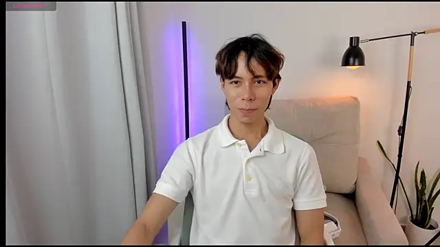 kim lian21 online show from November 10, 2025, 10:25 am