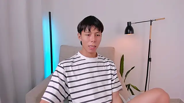 kim lian21 online show from February 3, 2026, 2:55 pm