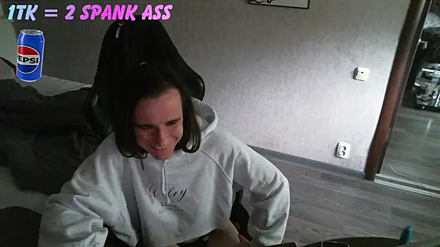 Snapshot of izilizi_23 chatting on June 3, 2026, 3:28 pm izilizi 23 online show from June 3, 2026, 3:28 pm