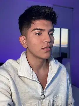 santiago 01 online show from January 14, 2025, 11:05 pm