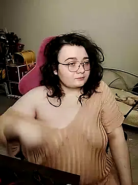 Snapshot of DenisHailey chatting on December 21, 2024, 6:34 pm DenisHailey online show from December 21, 2024, 6:34 pm