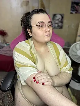 Snapshot of DenisHailey chatting on July 21, 2026, 8:33 pm DenisHailey online show from July 21, 2026, 8:33 pm