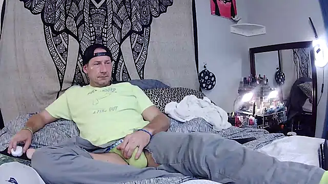 Snapshot of Obi-Spun-Kenobi chatting on December 20, 2024, 5:47 am Obi-Spun-Kenobi online show from December 20, 2024, 5:47 am