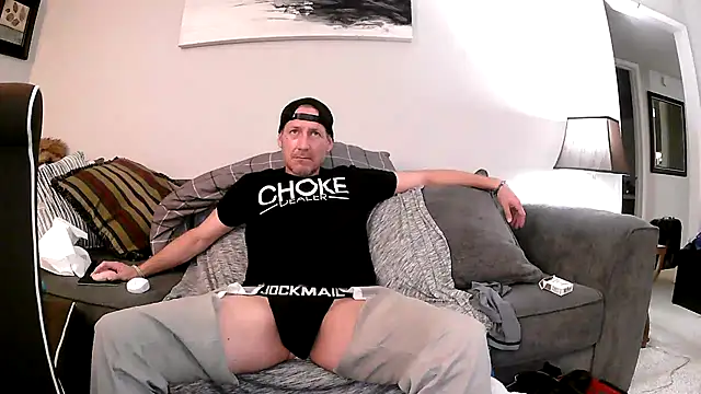 Snapshot of Obi-Spun-Kenobi chatting on February 11, 2025, 6:19 am Obi-Spun-Kenobi online show from February 11, 2025, 6:19 am