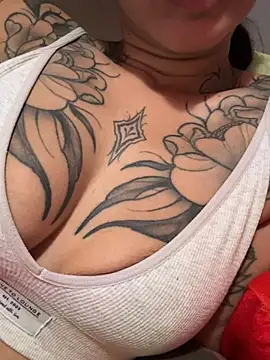 Snapshot of Nadiasexy chatting on April 11, 2026, 11:09 pm Nadiasexy online show from April 11, 2026, 11:09 pm