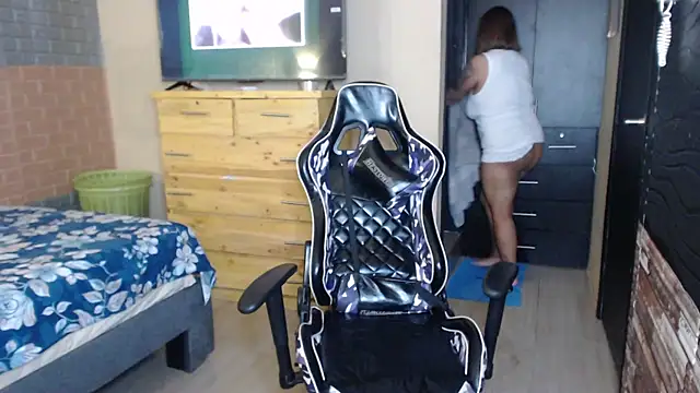 KathyHardcore69 online show from February 27, 2026, 2:06 pm