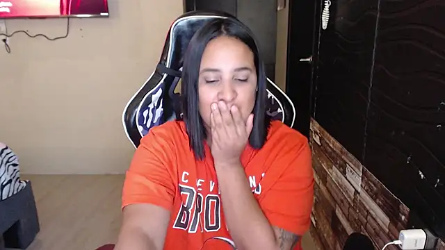 KathyHardcore69 online show from May 14, 2026, 4:08 am