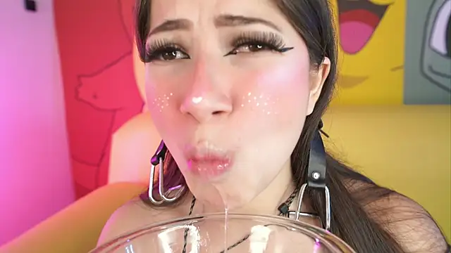 Snapshot of miss__pamela chatting on July 28, 2026, 12:48 pm miss pamela online show from July 28, 2026, 12:48 pm