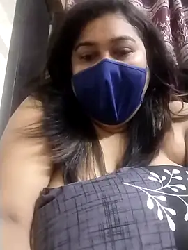 indianlisa5 online show from April 25, 2026, 7:33 pm