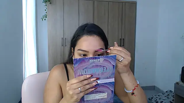 fairylatin222 online show from February 20, 2025, 3:19 pm