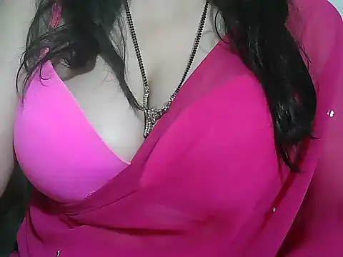 Snapshot of rehana_housewife chatting on November 17, 2025, 6:08 am rehana housewife online show from November 17, 2025, 6:08 am