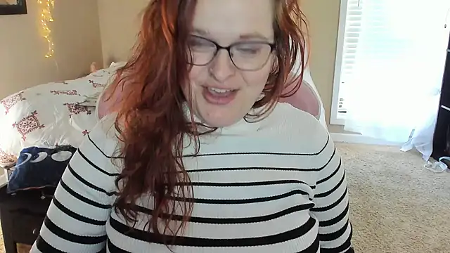 Snapshot of naughtylittlebella chatting on January 8, 2025, 8:39 pm naughtylittlebella online show from January 8, 2025, 8:39 pm