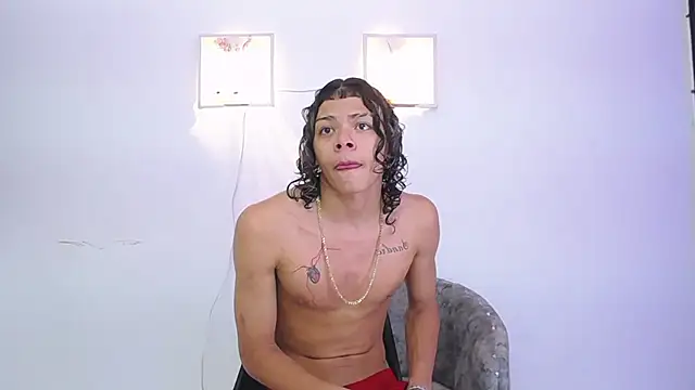 Snapshot of Harry_jhonsson chatting on February 18, 2025, 5:09 am Harry jhonsson online show from February 18, 2025, 5:09 am