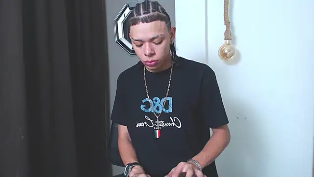 Snapshot of Harry_jhonsson chatting on February 28, 2025, 5:15 am Harry jhonsson online show from February 28, 2025, 5:15 am