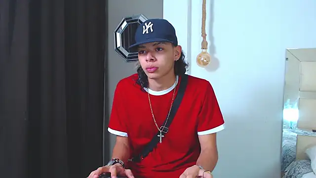 Snapshot of Harry_jhonsson chatting on March 6, 2025, 4:30 am Harry jhonsson online show from March 6, 2025, 4:30 am