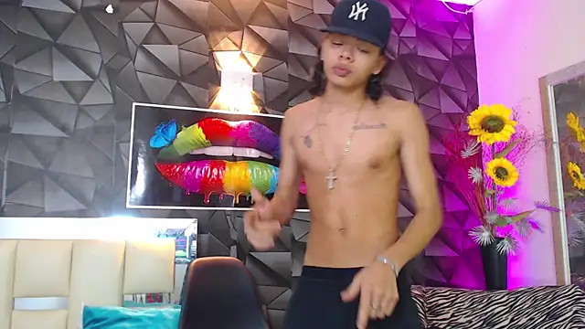 Snapshot of Harry_jhonsson chatting on March 7, 2025, 7:41 am Harry jhonsson online show from March 7, 2025, 7:41 am