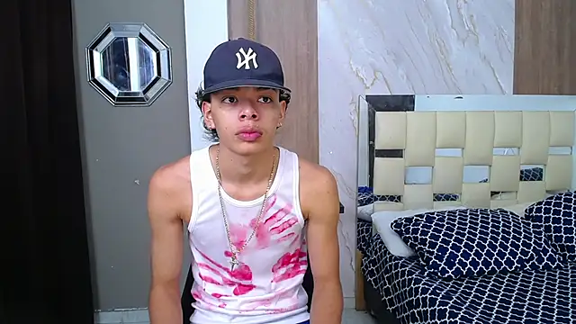 Snapshot of Harry_jhonsson chatting on November 9, 2025, 9:24 pm Harry jhonsson online show from November 9, 2025, 9:24 pm