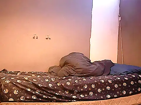 twinkerbell344 online show from January 14, 2026, 4:23 pm