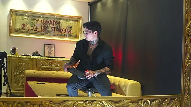 dantecoppolaa  online show from March 10, 2026, 10:15 pm