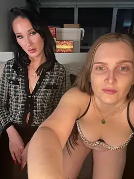 Snapshot of NemesisXSky chatting on February 3, 2025, 2:03 am NemesisXSky online show from February 3, 2025, 2:03 am