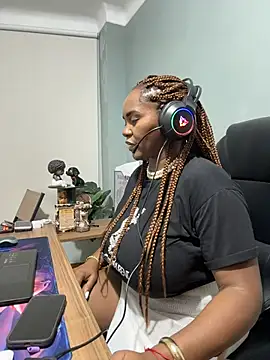 AliciaMiilf online show from July 8, 2026, 9:52 pm