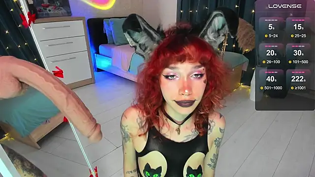 Snapshot of LeylaNoiry chatting on February 9, 2025, 9:28 pm LeylaNoiry online show from February 9, 2025, 9:28 pm