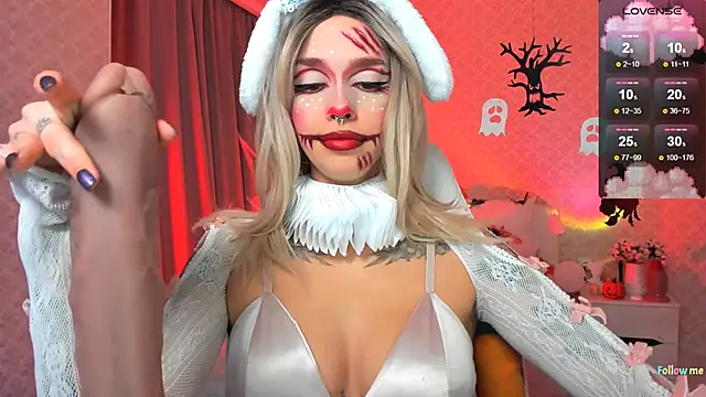 Snapshot of LeylaNoiry chatting on October 28, 2025, 3:25 pm LeylaNoiry online show from October 28, 2025, 3:25 pm