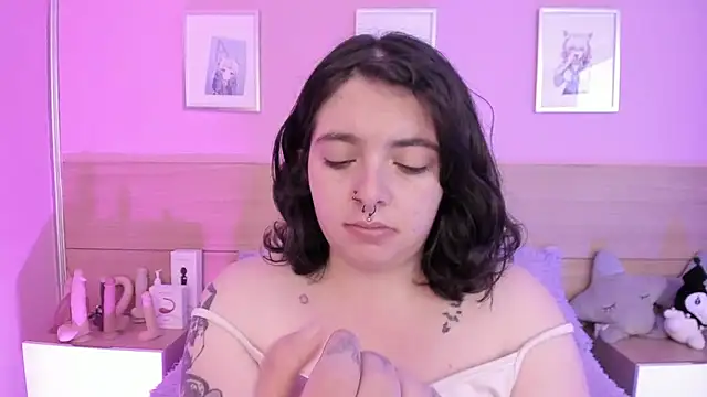 Snapshot of Sachi_Meow chatting on March 17, 2025, 10:27 am Sachi Meow online show from March 17, 2025, 10:27 am