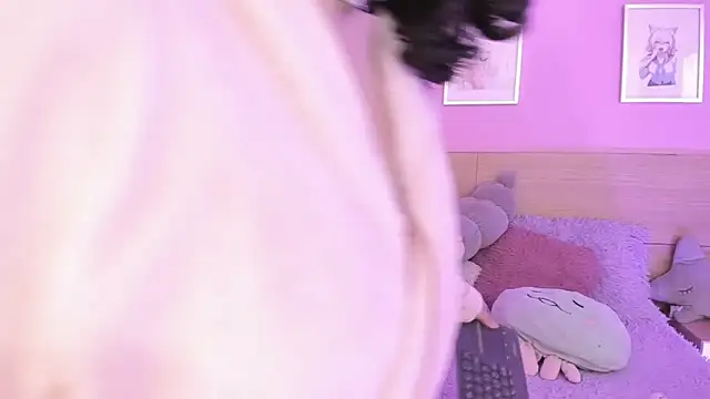 Snapshot of Sachi_Meow chatting on March 19, 2025, 6:44 pm Sachi Meow online show from March 19, 2025, 6:44 pm