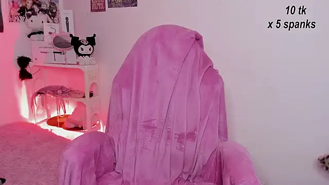 Snapshot of Sachi_Meow chatting on October 24, 2025, 11:45 pm Sachi Meow online show from October 24, 2025, 11:45 pm