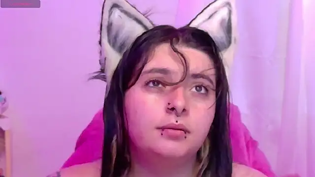 Snapshot of Sachi_Meow chatting on June 23, 2026, 7:12 pm Sachi Meow online show from June 23, 2026, 7:12 pm
