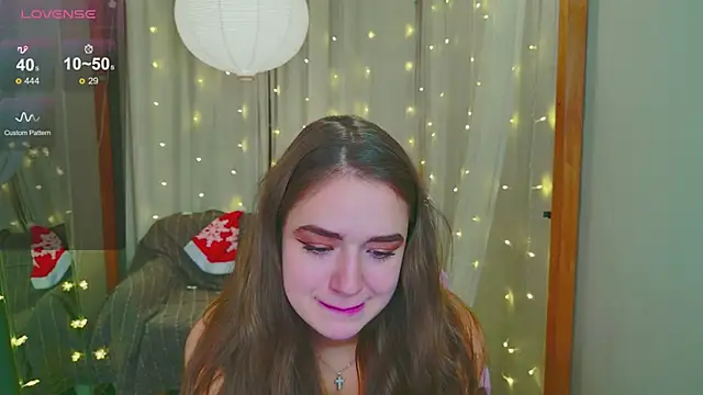 Snapshot of LovelyJessie chatting on December 12, 2024, 5:37 pm LovelyJessie online show from December 12, 2024, 5:37 pm