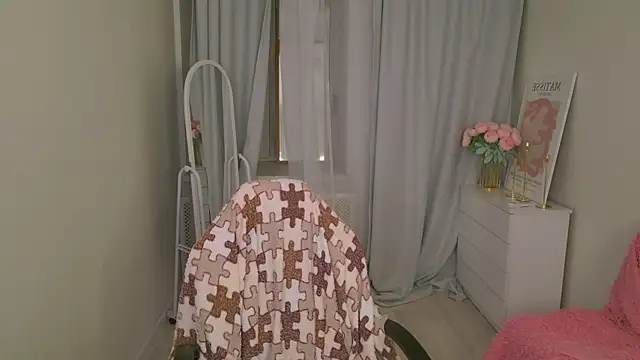 Snapshot of LovelyJessie chatting on November 17, 2025, 1:39 pm LovelyJessie online show from November 17, 2025, 1:39 pm