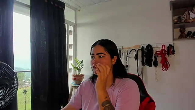 Snapshot of scarlet-kennedy98 chatting on December 7, 2024, 9:11 pm scarlet-kennedy98 online show from December 7, 2024, 9:11 pm