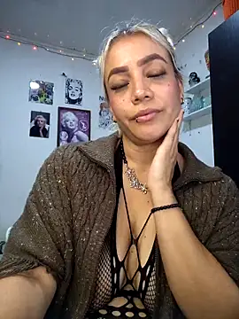 Snapshot of LuCKy_JoK chatting on October 3, 2025, 2:36 pm LuCKy JoK online show from October 3, 2025, 2:36 pm